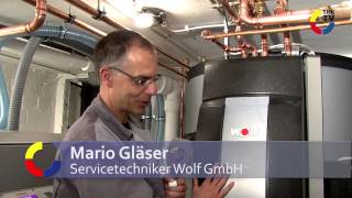 Reportage Heizungssanierung WOLF Solarthermie amp Holzpellet [upl. by Donnamarie]