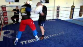 Frankie Gavin spars Matthew Hall at Arnies Gym in Manchester  BoxingIrelandcom [upl. by Nuawad]