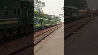 Jaffar Express 39up is passing through Chaklala Railway Station Pakistan Railways [upl. by Anderson]