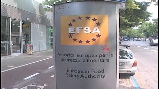 EFSA tre pesticidi nocivi per le api [upl. by Ailbert]