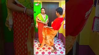 Husband wife funny video 😂 dont miss 😜😜 youtubeshorts funny comedy trending [upl. by Nwahsar]