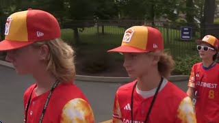 Needville Little League team heading home [upl. by Acissev]