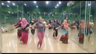 ya mna3na3  moustafa hagag  bellydance lombok practice  beginner bellydancer [upl. by Harlene706]