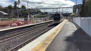 Queensland Trains S2E10 Auchenflower Station [upl. by Nednarb711]