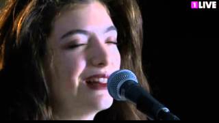 Lorde  quotRoyalsquot Live at 1LIVE Germany [upl. by Hewes]