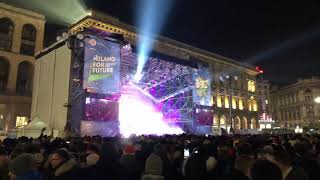 Capodanno 2020 in Piazza Duomo a Milano [upl. by Dustan]