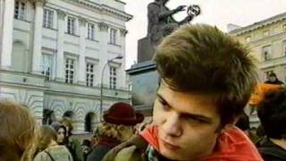 Rafał Pankowski z NIGDY WIĘCEJ o polskich neofaszystach reportaż 1997 cz 1 [upl. by Fiedler]