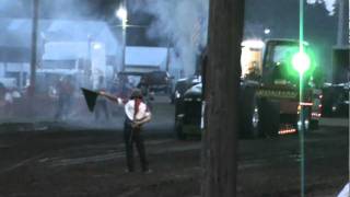 Jeff Demers and Smoking Hot Deere at Cherokee IA 2011 [upl. by Nadaha]