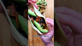 EASY 10 MINUTE Halloumi Tacos 🌮 shorts tacos halloumi easyrecipes tacotuesday taconight [upl. by Sophi]