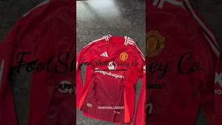 Manchester United Home Kit 2425 Full Sleeves in Player Version [upl. by Sanoy195]