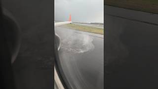 Flight lending in goa mopa airport pani kese uda goair indianairport domesticflights viralvideo [upl. by Aretta]