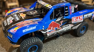 Traxxas Unlimited Desert RacerUDR vs a Conventional RC amp Upgrading the servo to a power HD 40kg [upl. by Angelle]