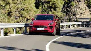 Range Rover Velar VS Porsche Macan  Technology Comparison [upl. by Pantheas]