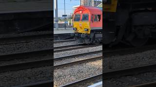 DB CARGO 66 652 PASSING CARDIFF CENTRAL Amoco to Westerleigh Murco ukrail dbcargo class66 [upl. by Nemzzaj714]