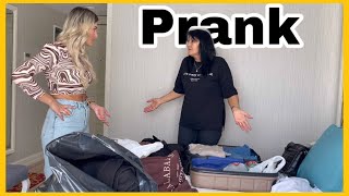 Prank mamit Nuk e prisja kete reagim 😂 Dezi Lami [upl. by Lyrehc26]