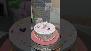 CAT CAKE 😸😻shortyoutubeshorts cakebirthday explore cakedecorating cakedecoration new trend [upl. by Anirhtak]