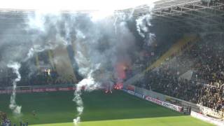 Dynamo Dresden  Hansa Rostock I Pyrotechnik im Gäste Block [upl. by Sherburn]