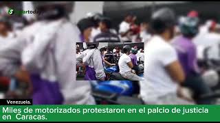 Miles de motorizados protestaron en el palacio de justicia en Caracas [upl. by Lebasi105]