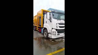 ISUZU 15000 liter vacuum sewage truck [upl. by Zobkiw242]