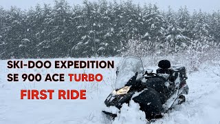 First Ride With The Ski Doo Expedition SE 900 Turbo Off Trail  Fields In a Snow Storm 2022  2023 [upl. by Nylave]