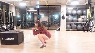 Squat Sumo Lesté  Tonifie Tes Fessiers et Tes Cuisses  🏋️‍♂️🍑 [upl. by Aissat]