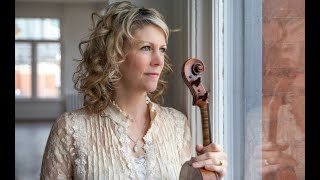 Natalie MacMaster Mary Frances Leahy and Troy MacGillivray  Red Shoe Pub [upl. by Ynnam]