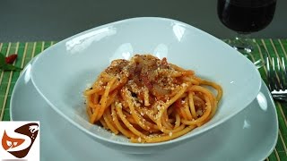 Bucatini all’amatriciana la pasta originaria di Amatrice – Primi piatti Italian spaghetti [upl. by Anigal519]