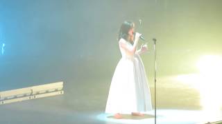 Lorde  Yellow Flicker Beat live [upl. by Agata491]