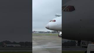 Wait a minute cathay wants to say hi 👋 automobile airplane aeroplane subscribe viralvideo [upl. by Dorr]