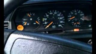 Mercedes W201 190D 25 Diesel cold start 17C kalt start zimny start [upl. by Saqaw797]