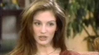 JULIA ROBERTS TALKS ABOUT MARRIAGE TO LYLE LOVETT 1993 77 [upl. by Garbe]