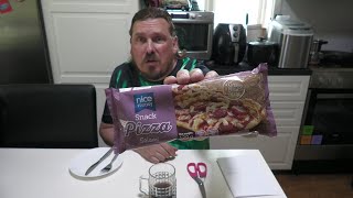 Unboxing Muckbang Nice´n´ Ease snack pizza Salami från Tempo i Furudal [upl. by Eob506]