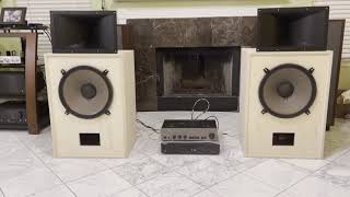 Custom JBL speakers jbl 2226 h woofers jbl 2446h horn drivers [upl. by Damour608]