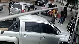 4 personas vestidas de militares secuestraron al dueño de un patrio de carros en Guayaquil [upl. by Emanuel778]