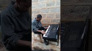 Aulaye mwili wa bwana yesu by organist Reagan [upl. by Carman]