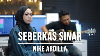 SEBERKAS SINAR  NIKE ARDILLA LIVE COVER INDAH YASTAMI [upl. by Paulsen459]