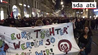 Reitschul Demo mit Feuerwerk und Petarden [upl. by Loring]