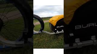 Bicycle Trailer Burley Nomad [upl. by Adrial]