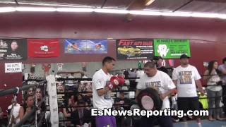 mayweather vs Maidana chino Kills Body Shield Fans Go Crazy  esnews [upl. by Aneret]