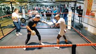 Tough 5 Rounds Pad workout drills With British pro Boxer Joe Hughes [upl. by Nilo]