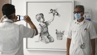 Fliegende Krankenschwester von Banksy erzielt 20 MIO Euro [upl. by Aplihs669]