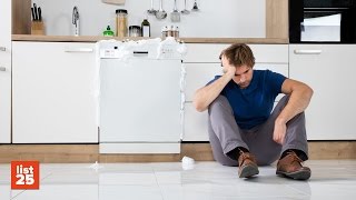 25 DISHWASHING MISTAKES Youre Probably Making Every Day [upl. by Ybab]