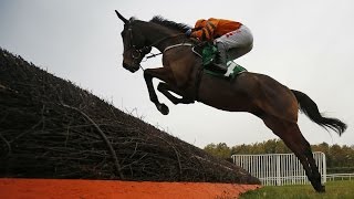 Thistlecrack A faultless chasing debut [upl. by Cadal]