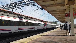 RENFE Class 465 023  071 arriving Villaverde Alto 251123 [upl. by Rives]