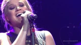 Kelly Clarkson quotGo Rest High On That Mountainquot Vince Gill cover Nashville TN Kelly cries [upl. by Philbin]