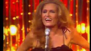 Dalida La Feria Live 1981 Palmarès des chanson [upl. by Rheims]