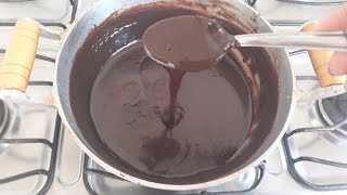 Cobertura de chocolate com leite condensado pra bolos [upl. by Pond634]