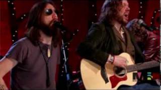 The Black Crowes unplugged Wiser Time 6 of 6 [upl. by Keverian]