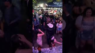 así comienzan las peleas en los bailes [upl. by Leahcin]