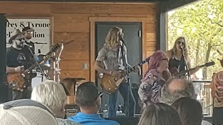 Jordan Matthew Young at Viva Big Bend in Fort Davis 72724 [upl. by Bal500]